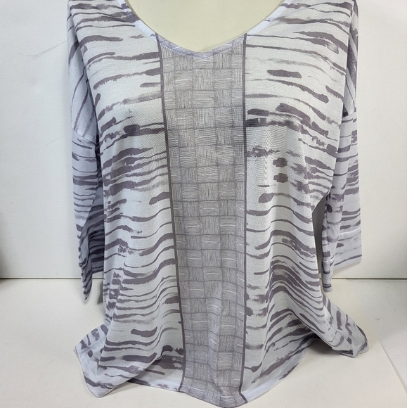 prAna Purple 3/4 Sleeve Top - Picture 2 of 6